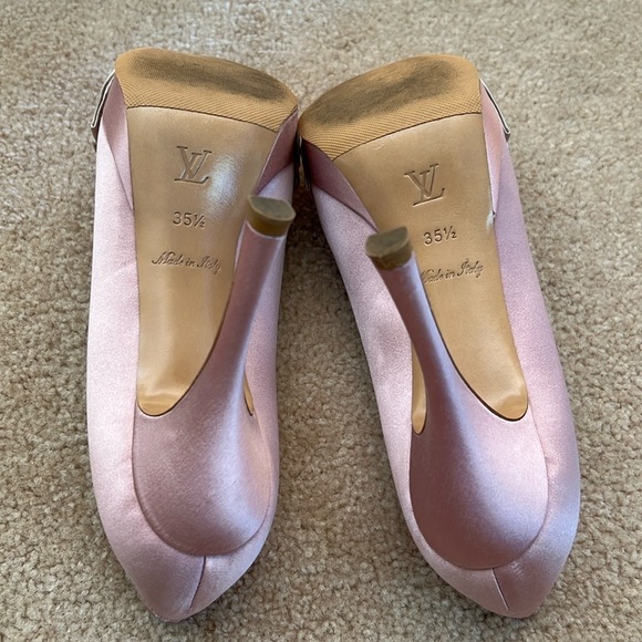 Louis Vuitton High Heels - Picture 6 of 16
